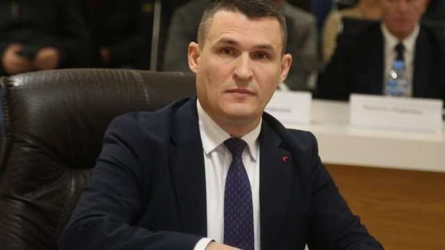 altin dumani albania mafia italian