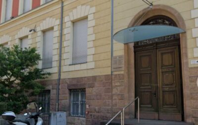 cellulare classe denuncia risarcimento prof