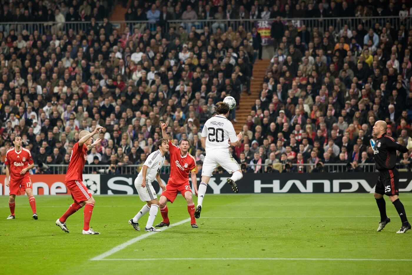 colpi-di-testa-calcio-rischi-salute