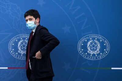 covid piano 100 mila dosi al giorno doppio vaccino autunno